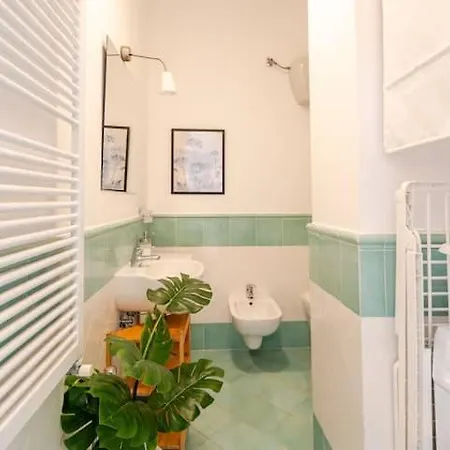 Alleyway Apartment Sorrento